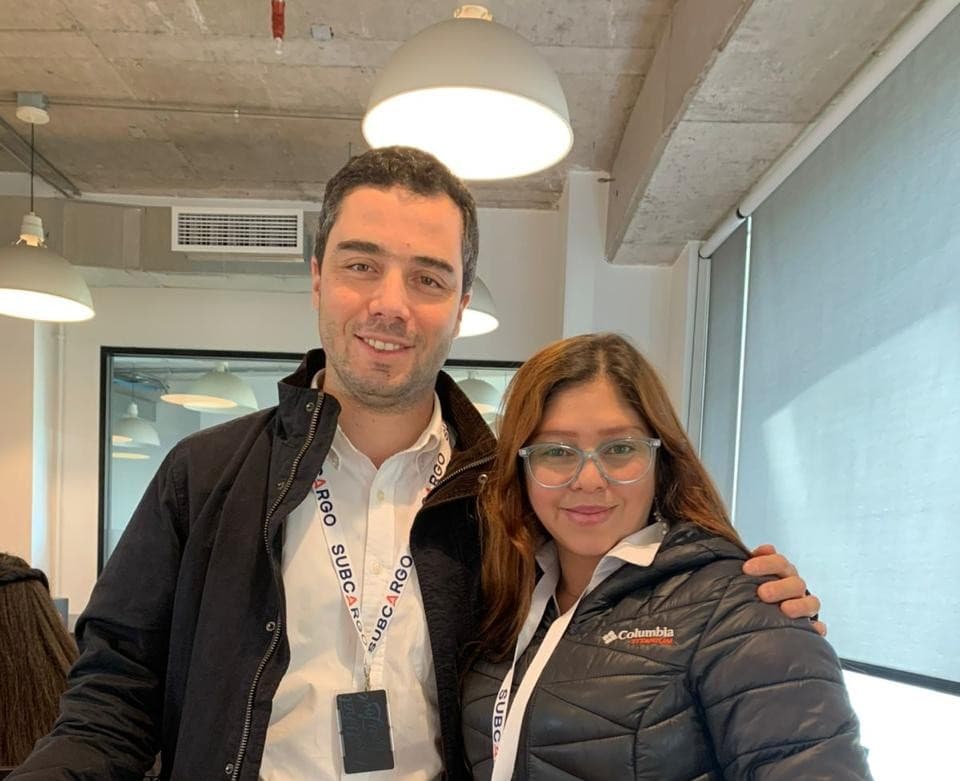 Camión en una carretera montañosa